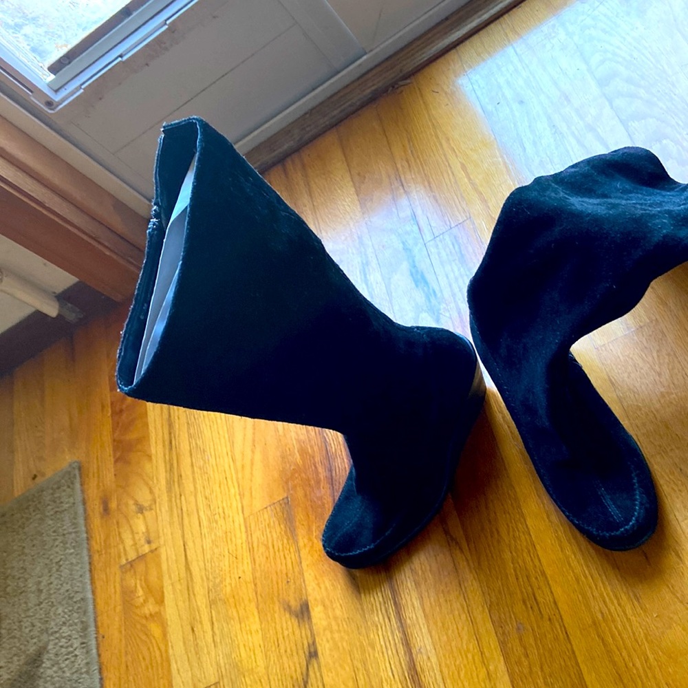 Aerosoles Suede Black Boots